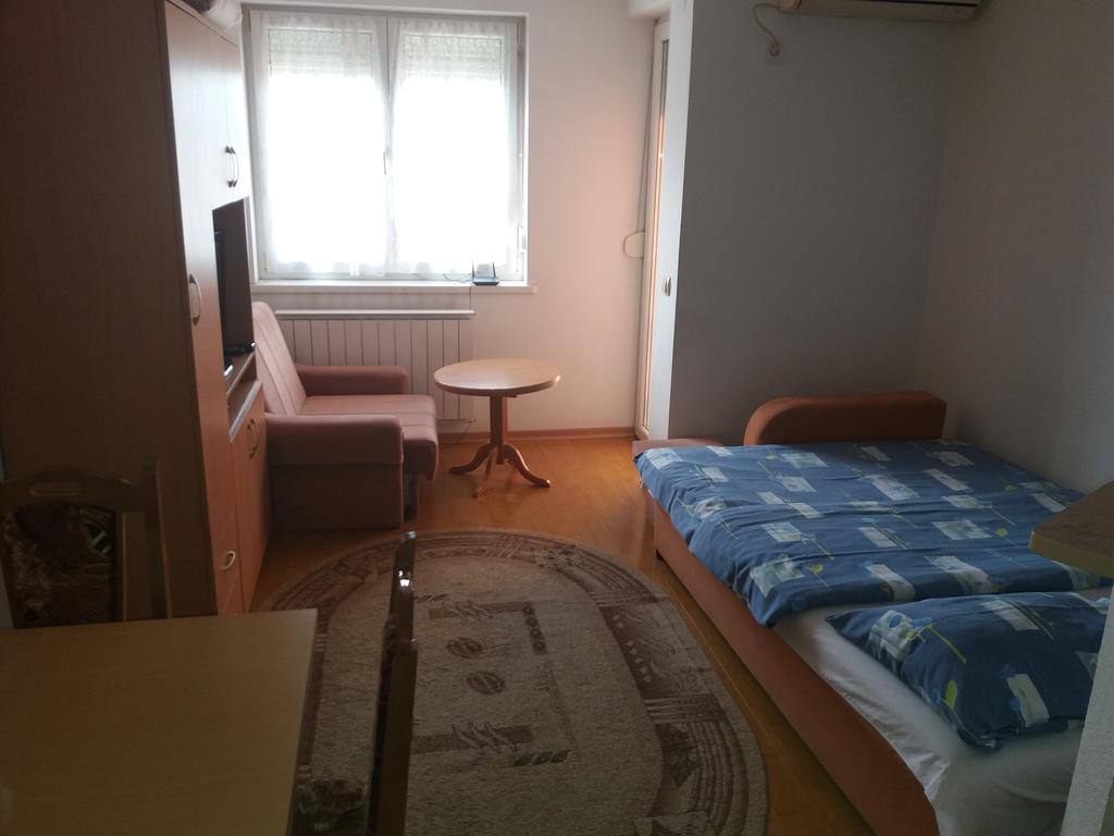 Renome Apartmani Banja Koviljača المظهر الخارجي الصورة