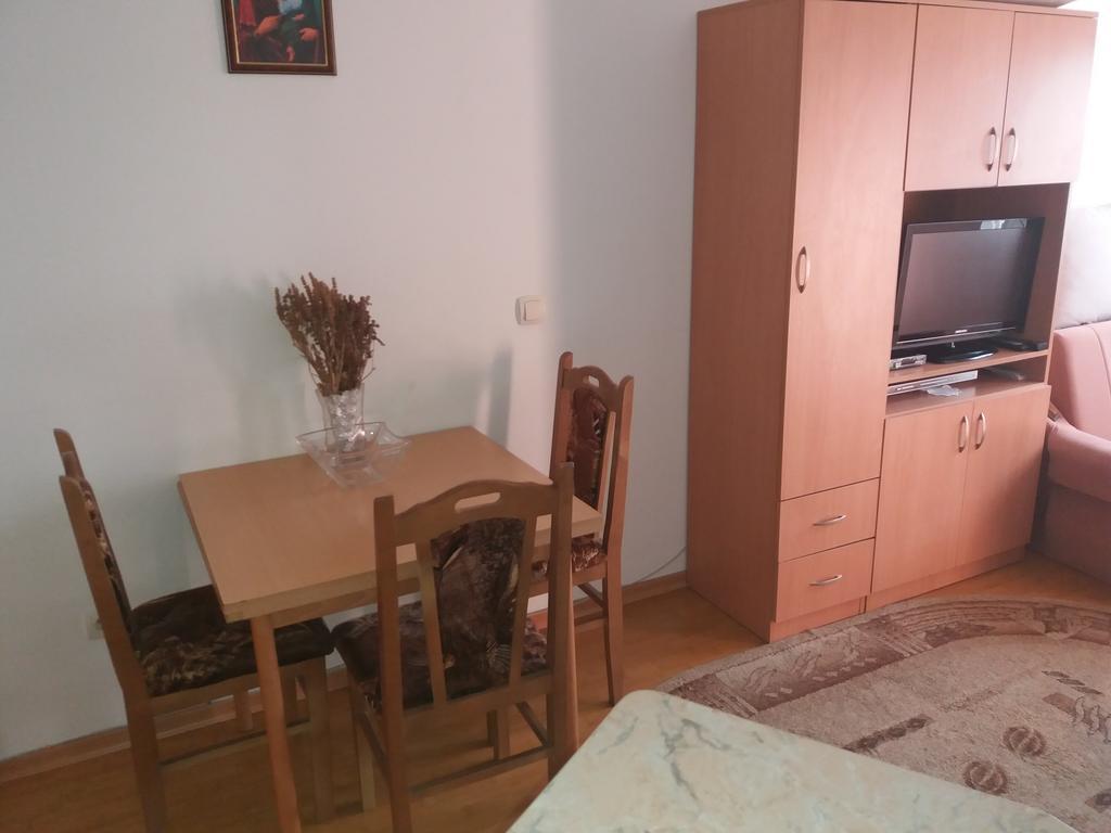 Renome Apartmani Banja Koviljača المظهر الخارجي الصورة