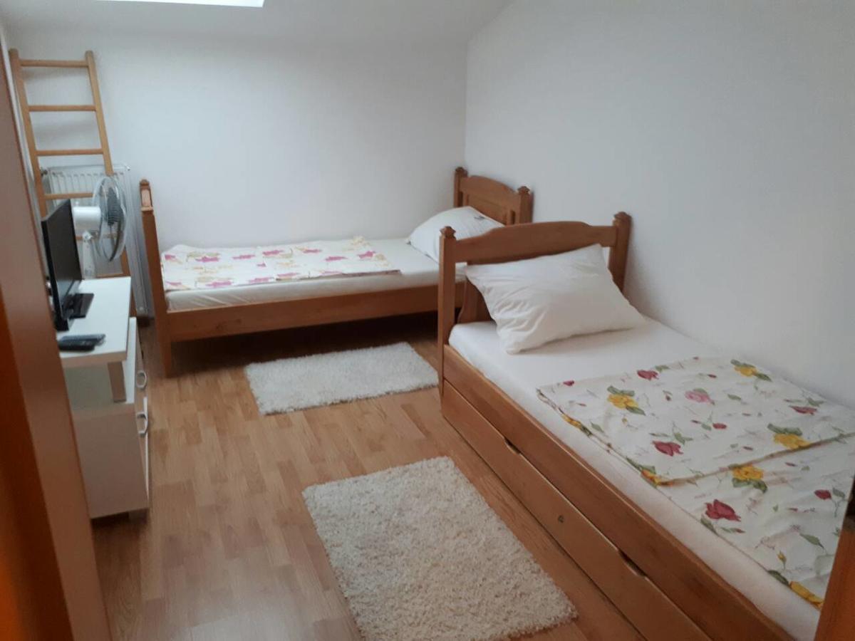 Renome Apartmani Banja Koviljača المظهر الخارجي الصورة